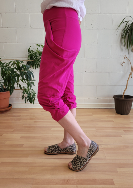 Boomer crop - lite stretch
